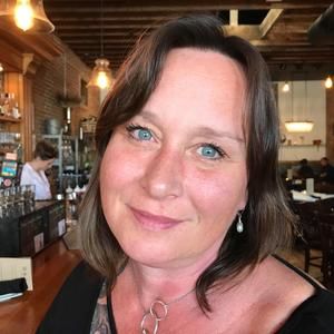 Meet your Posher, Tracy